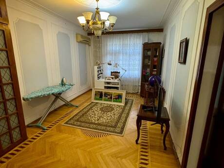 Həzi Aslanovda 5 otaqlı köhnə tikili mənzil satılır, 120 m², 265 000 AZN, şəkil 2 / 12