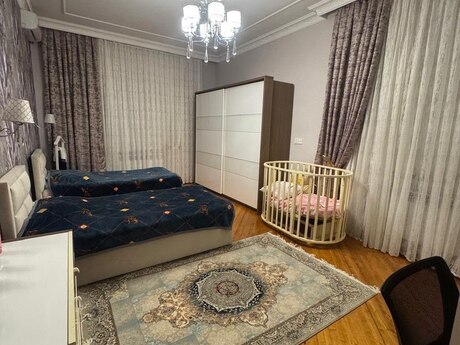 Badamdarda 8 otaqlı həyət evi satılır, 300 m², 732 000 AZN, şəkil 4 / 12
