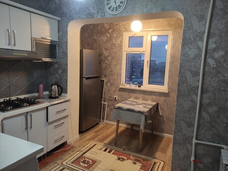 Köhnə Günəşlidə 2 otaqlı köhnə tikili mənzil kirayə verilir, 60 m², 500 AZN/ay, şəkil 3 / 11