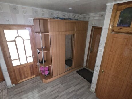 Qara Qarayevdə 3 otaqlı köhnə tikili mənzil satılır, 80 m², 220 000 AZN, şəkil 5 / 10