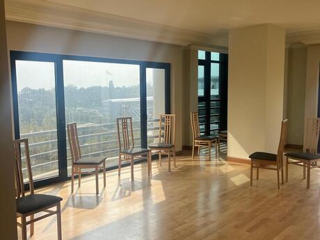 28 Mayda 4 otaqlı yeni tikili mənzil satılır, 184 m², 1 281 000 AZN, şəkil 5 / 12