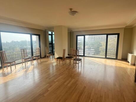 28 Mayda 4 otaqlı yeni tikili mənzil satılır, 184 m², 1 281 000 AZN, şəkil 4 / 12