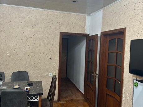 Azadlıq Prospektidə 2 otaqlı köhnə tikili mənzil satılır, 52 m², 155 000 AZN, şəkil 4 / 8