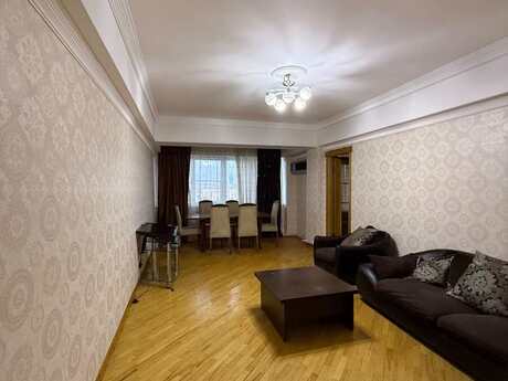 3 otaq · 72 m² · 9/9 mərtəbə, Gənclik