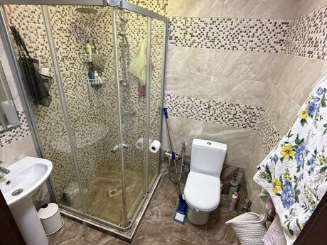 Qaraçuxurda 2 otaqlı yeni tikili mənzil satılır, 44,4 m², 125 000 AZN, şəkil 2 / 12