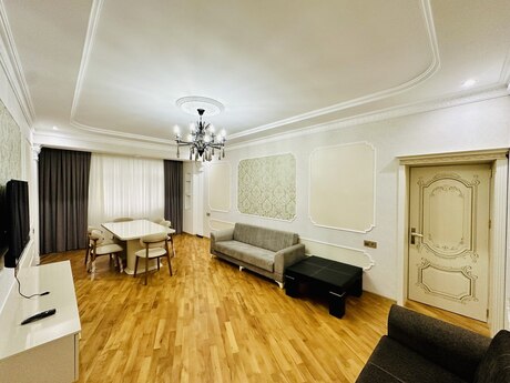 28 Mayda 2 otaqlı yeni tikili mənzil kirayə verilir, 102 m², 1 250 AZN/ay, şəkil 3 / 12