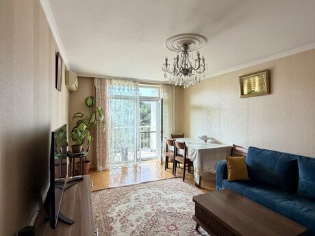 Nəriman Nərimanovda 4 otaqlı köhnə tikili mənzil satılır, 78 m², 248 000 AZN, şəkil 5 / 12