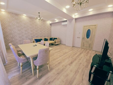 Şah İsmayıl Xətaidə 3 otaqlı yeni tikili mənzil kirayə verilir, 140 m², 1 800 AZN/ay, şəkil 2 / 12