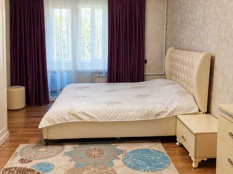 Neftçilərdə 3 otaqlı köhnə tikili mənzil satılır, 70 m², 183 000 AZN, şəkil 3 / 9