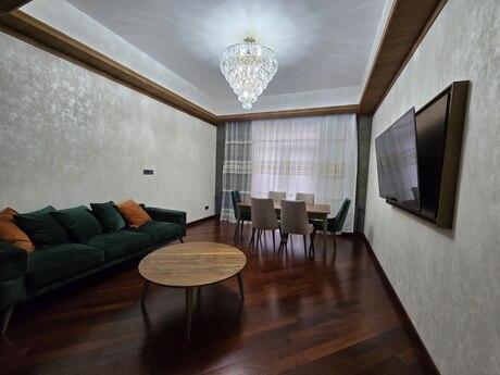 Elan №6565376 - Bakı, Şah İsmayıl Xətai m., 3 otaqlı, 82 m², 8/8 mərtəbə