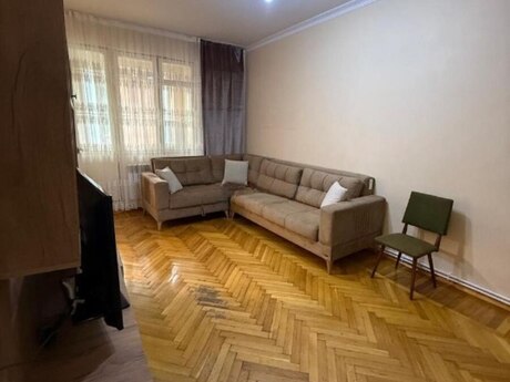 2 otaq · 50 m²
