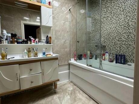3-room new-build apartment for sale in Park Əcəmi, 125 m², 355 000 AZN, photo 5 / 12