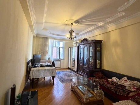 3 otaqlı mənzil, 100 m², Yasamal, 210 000 AZN