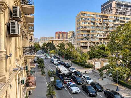 6-room old-build apartment for sale in Sahil, 250 m², 910 000 AZN, photo 5 / 12