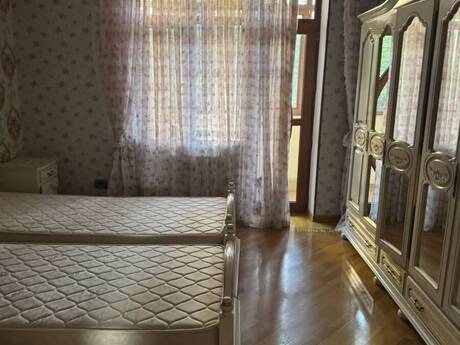 Memar Əcəmidə 4 otaqlı yeni tikili mənzil satılır, 165 m², 385 000 AZN, şəkil 3 / 12