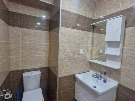Şah İsmayıl Xətaidə 2 otaqlı yeni tikili mənzil kirayə verilir, 73 m², 950 AZN/ay, şəkil 5 / 7