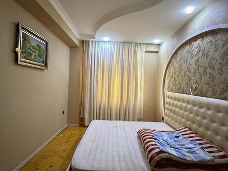 Qurtuluş 93 kompleksində 2 otaqlı yeni tikili mənzil satılır, 77 m², 92 000 AZN, şəkil 4 / 12