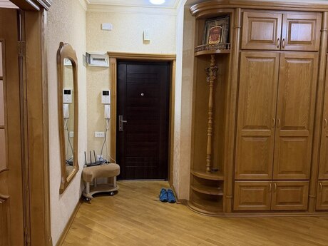 Nəriman Nərimanovda 3 otaqlı yeni tikili mənzil kirayə verilir, 170 m², 1 000 AZN/ay, şəkil 2 / 12