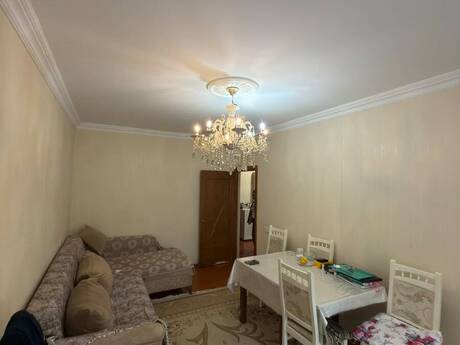 Əhmədlidə 3 otaqlı köhnə tikili mənzil satılır, 80 m², 208 000 AZN, şəkil 2 / 10