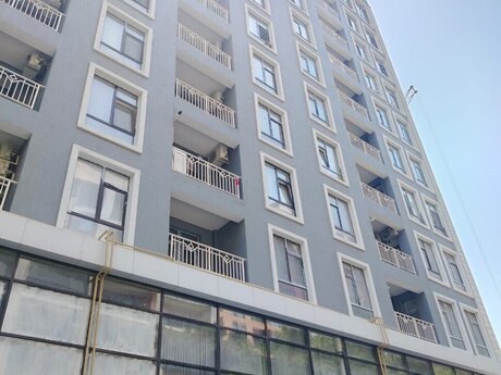 2 otaqlı mənzil, 105 m², 28 May, 304 000 AZN