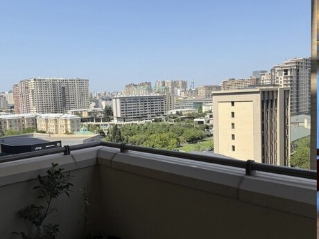 3-комн. · 140 m² · 6/33 этаж, Port Baku Residence