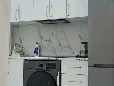 28 Mayda 2 otaqlı yeni tikili mənzil kirayə verilir, 50 m², 850 AZN/ay, şəkil 3 / 12