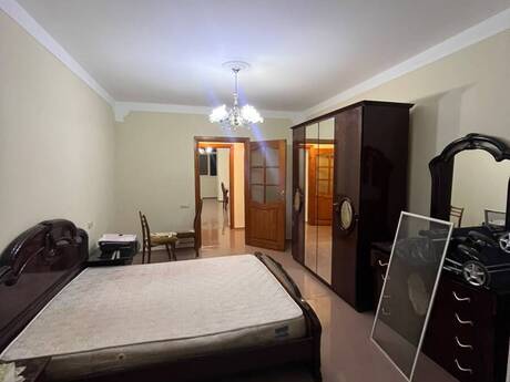 Elmlər Akademiyasında 3 otaqlı köhnə tikili mənzil kirayə verilir, 90 m², 800 AZN/ay, şəkil 5 / 12