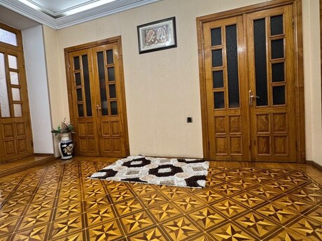 Sahildə 4 otaqlı köhnə tikili mənzil satılır, 135 m², 538 000 AZN, şəkil 5 / 12