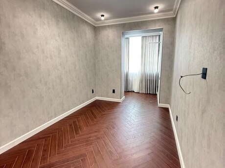 Gənclikdə 3 otaqlı köhnə tikili mənzil satılır, 90 m², 265 000 AZN, şəkil 5 / 10