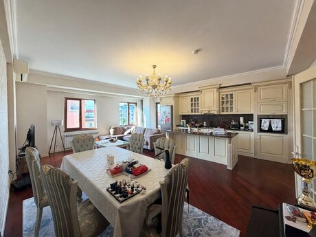 Gənclikdə 3 otaqlı yeni tikili mənzil kirayə verilir, 135 m², 2 999 AZN/ay, şəkil 2 / 12