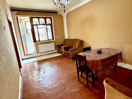 Memar Əcəmidə 2 otaqlı köhnə tikili mənzil kirayə verilir, 55 m², 450 AZN/ay, şəkil 5 / 10