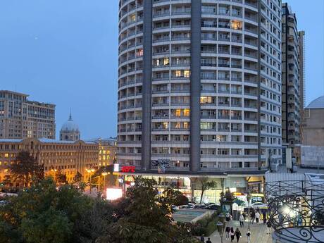 Elan №6476933 - Bakı, Nizami m., 3 otaqlı, 115 m², 14/19 mərtəbə