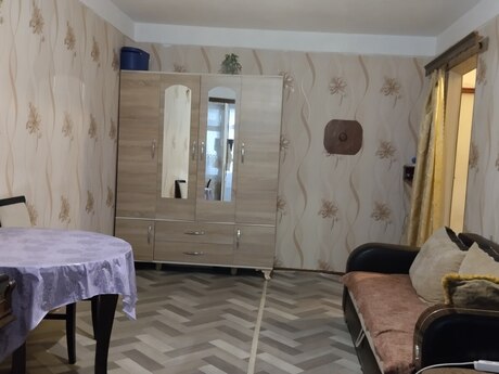 Neftçilərdə 1 otaqlı köhnə tikili mənzil satılır, 40 m², 114 000 AZN, şəkil 2 / 6