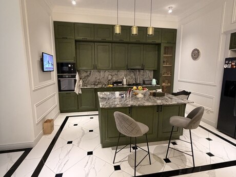 7-room old-build apartment for sale in Sahil, 420 m², 1 750 000 AZN, photo 5 / 12