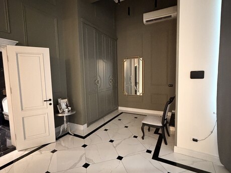 7-room old-build apartment for sale in Sahil, 420 m², 1 750 000 AZN, photo 3 / 12