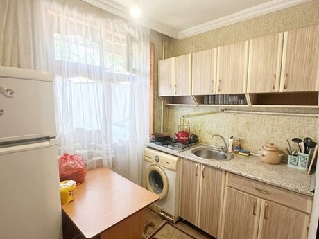 Həzi Aslanovda 1 otaqlı köhnə tikili mənzil satılır, 45 m², 99 000 AZN, şəkil 2 / 4