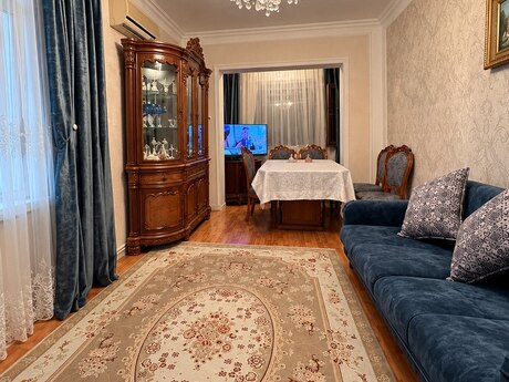 Продаётся 3-комнатная квартира в старом фонде, Nəsimi, 90 м², 239 000 AZN, фото 4 / 12