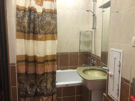 Neftçilərdə 2 otaqlı yeni tikili mənzil satılır, 105 m², 259 000 AZN, şəkil 2 / 11