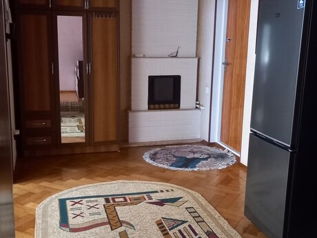 İçəri Şəhərdə 6 otaqlı köhnə tikili mənzil satılır, 200 m², 600 000 AZN, şəkil 2 / 12