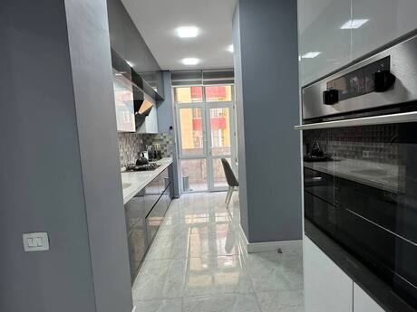 Əhmədlidə 3 otaqlı yeni tikili mənzil satılır, 98 m², 235 000 AZN, şəkil 5 / 12