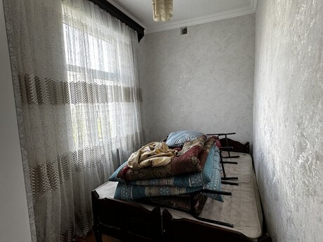 28 Mayda 2 otaqlı köhnə tikili mənzil kirayə verilir, 40 m², 700 AZN/ay, şəkil 3 / 6