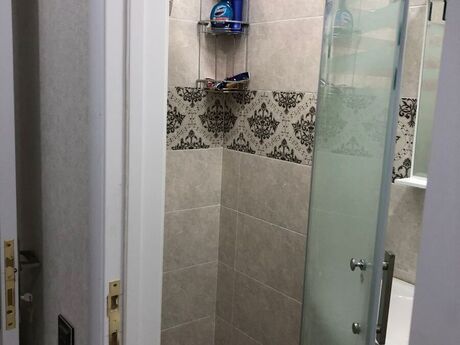 1-room old-build apartment for rent in Sahil, 40 m², 700 AZN/mo, photo 5 / 8