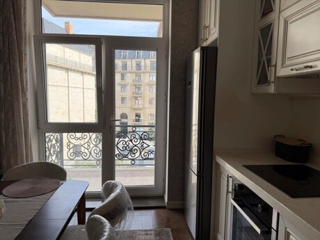 Сдаётся 3-комнатная квартира в новостройке, Şah İsmayıl Xətai, 115 м², 3 000 AZN/мес, фото 4 / 12