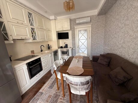 Сдаётся 3-комнатная квартира в новостройке, Şah İsmayıl Xətai, 115 м², 3 000 AZN/мес, фото 5 / 12