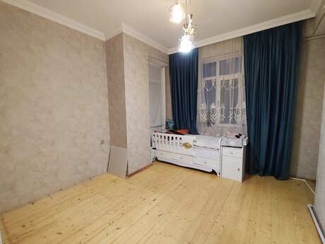 Объявление №6402830 - Баку, м. Халглар Достлугу, 2-комн., 52 м², 4/14 этаж