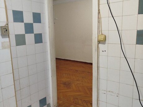 Сдаётся 3-комнатная квартира в старом фонде, Memar Əcəmi, 70 м², 500 AZN/мес, фото 3 / 9