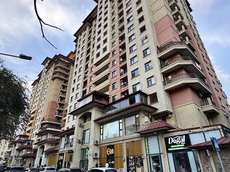 2 otaqlı mənzil, 106 m², Qara Qarayev, 280 000 AZN