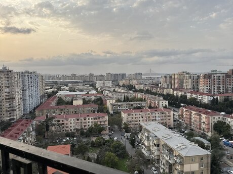 Qara Qarayevdə 2 otaqlı yeni tikili mənzil satılır, 106 m², 280 000 AZN, şəkil 2 / 10