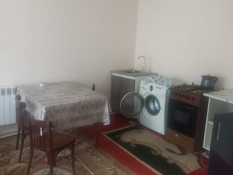 8 Noyabrda 1 otaqlı həyət evi kirayə verilir, 42 m², 400 AZN/ay, şəkil 3 / 5