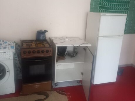 8 Noyabrda 1 otaqlı həyət evi kirayə verilir, 42 m², 400 AZN/ay, şəkil 4 / 5